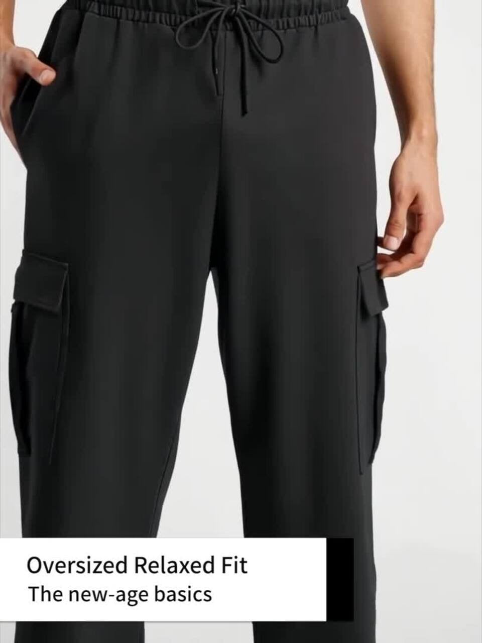 Lexlon Men Onyx Oversized Relaxed Fit Mid-Rise Joggers With Utility Box Pockets
